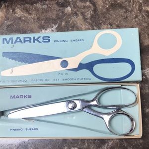Marks pinking shears Vintage euc